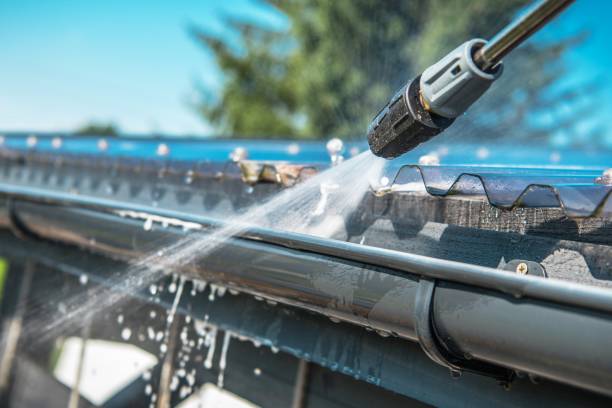 Why Choose Our Certified Pressure Washing Experts for Your Project Needs in Roland, AR?